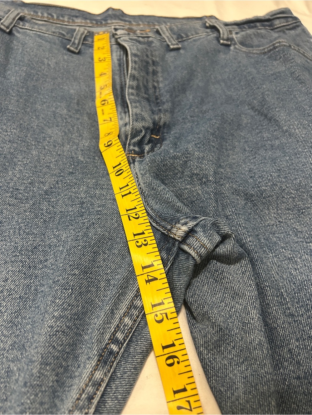 Wrangler Premium Quality Men's Denim Jeans (44x30) - Picture 6 of 9